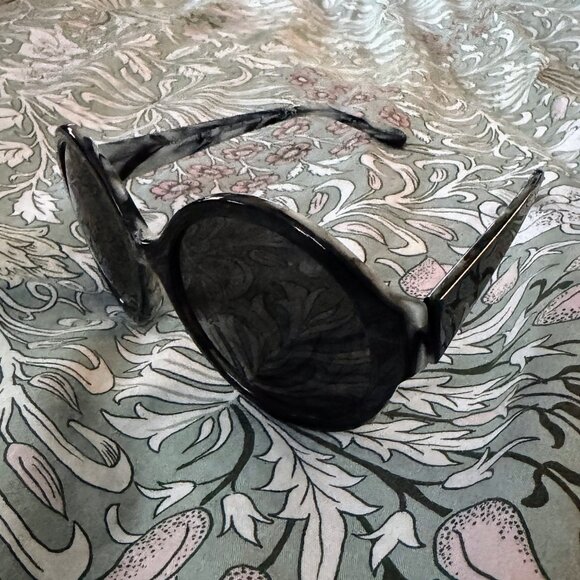 Michael Kors Round Black & White Marble Sunglasses - Picture 5 of 5